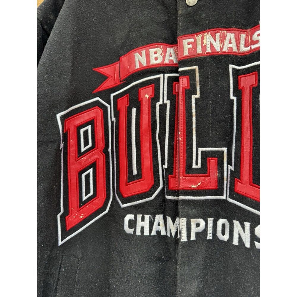 Vintage Rare Chicago Bulls NBA Championships Jacket Large Reversible *READ DES** - Picture 4 of 16